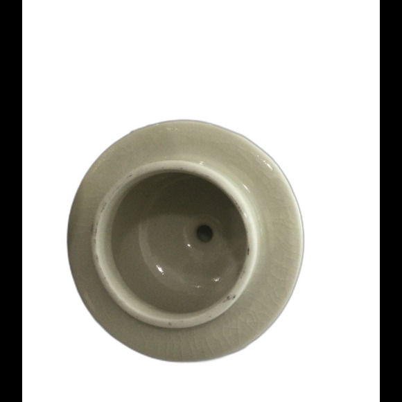 Vintage Satsuma Ginger Jar Peacock Floral Design with Crackle Glaze Finish. - Picture 7 of 9